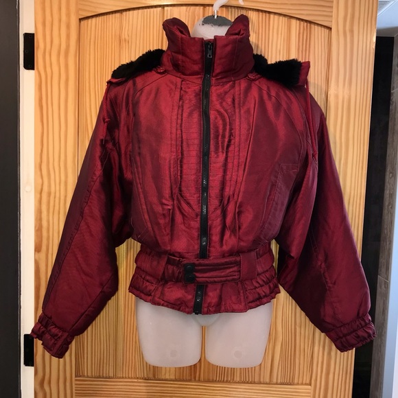 Stylish Winter Ski Jacket - Picture 1 of 15